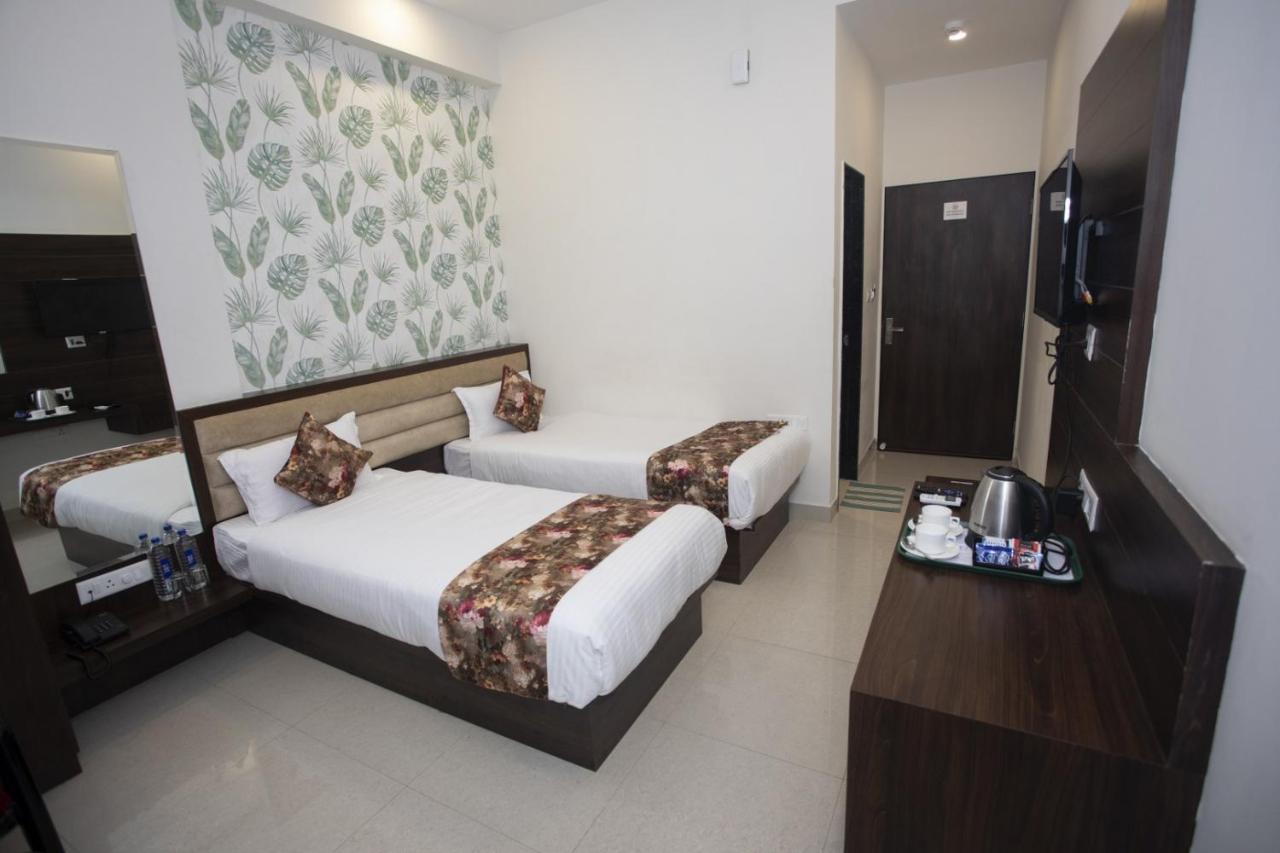 Hotel Bhairav Bagh With Swimming Pool Udajpur Zewnętrze zdjęcie
